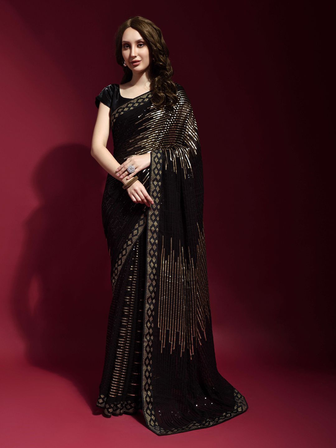 

Krimmple Striped Sequinned Pure Georgette Fusion Saree, Gold