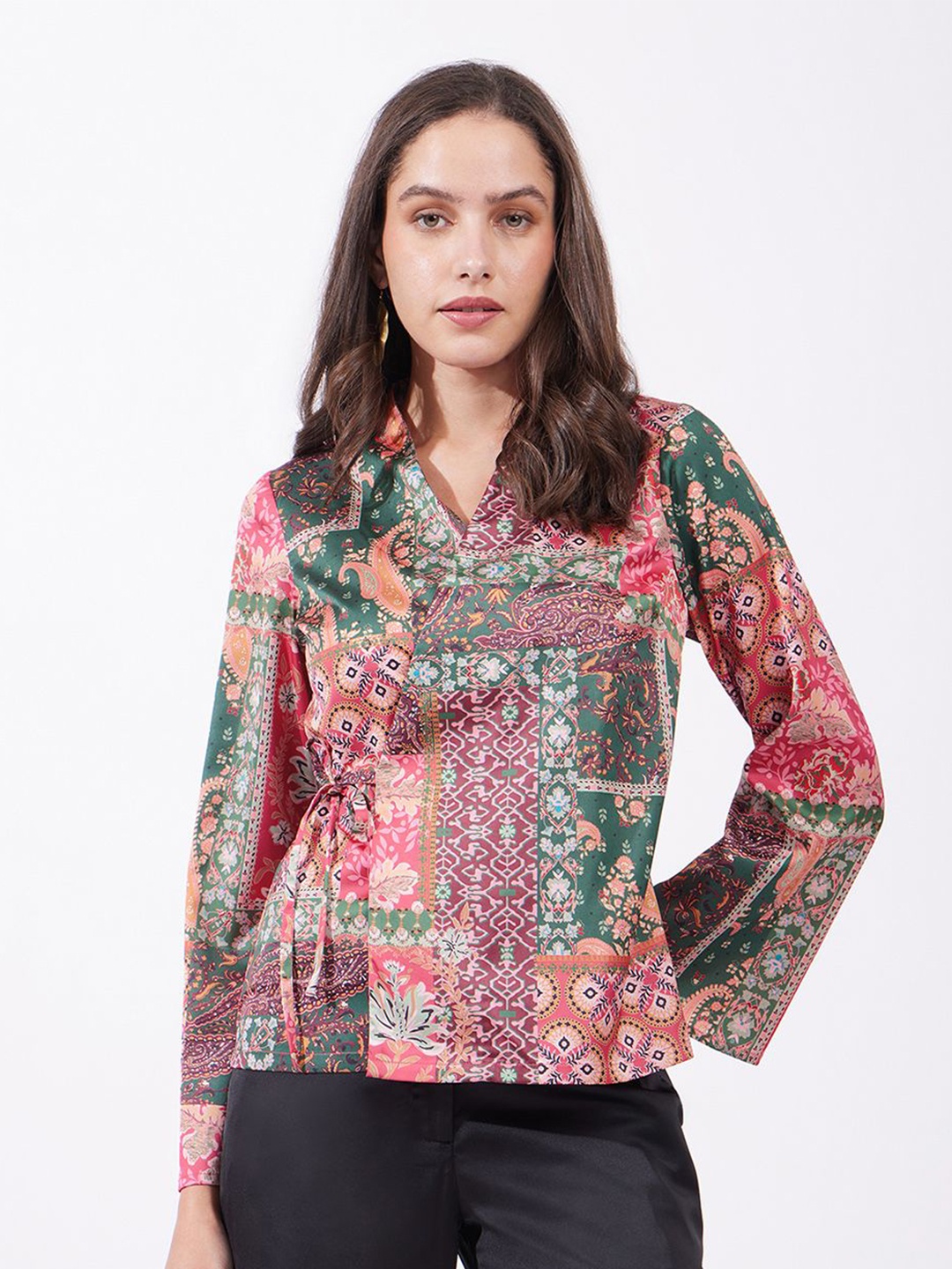 

FableStreet Women Floral Printed V-Neck Top, Pink