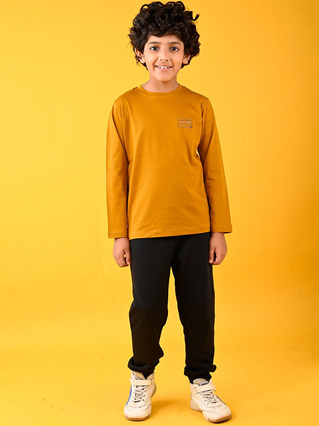 

Anthrilo Boys Printed Round Neck T-shirt With Joggers, Mustard