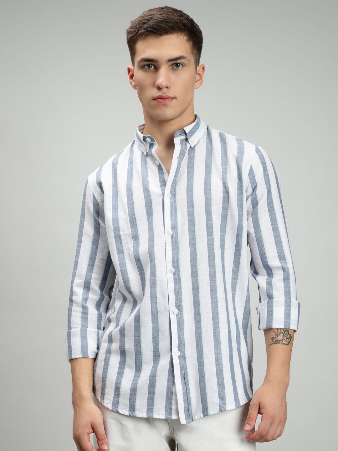 

MARC JOBBS Men Vertical Stripes Striped Cotton Comfort Opaque Casual Shirt, White