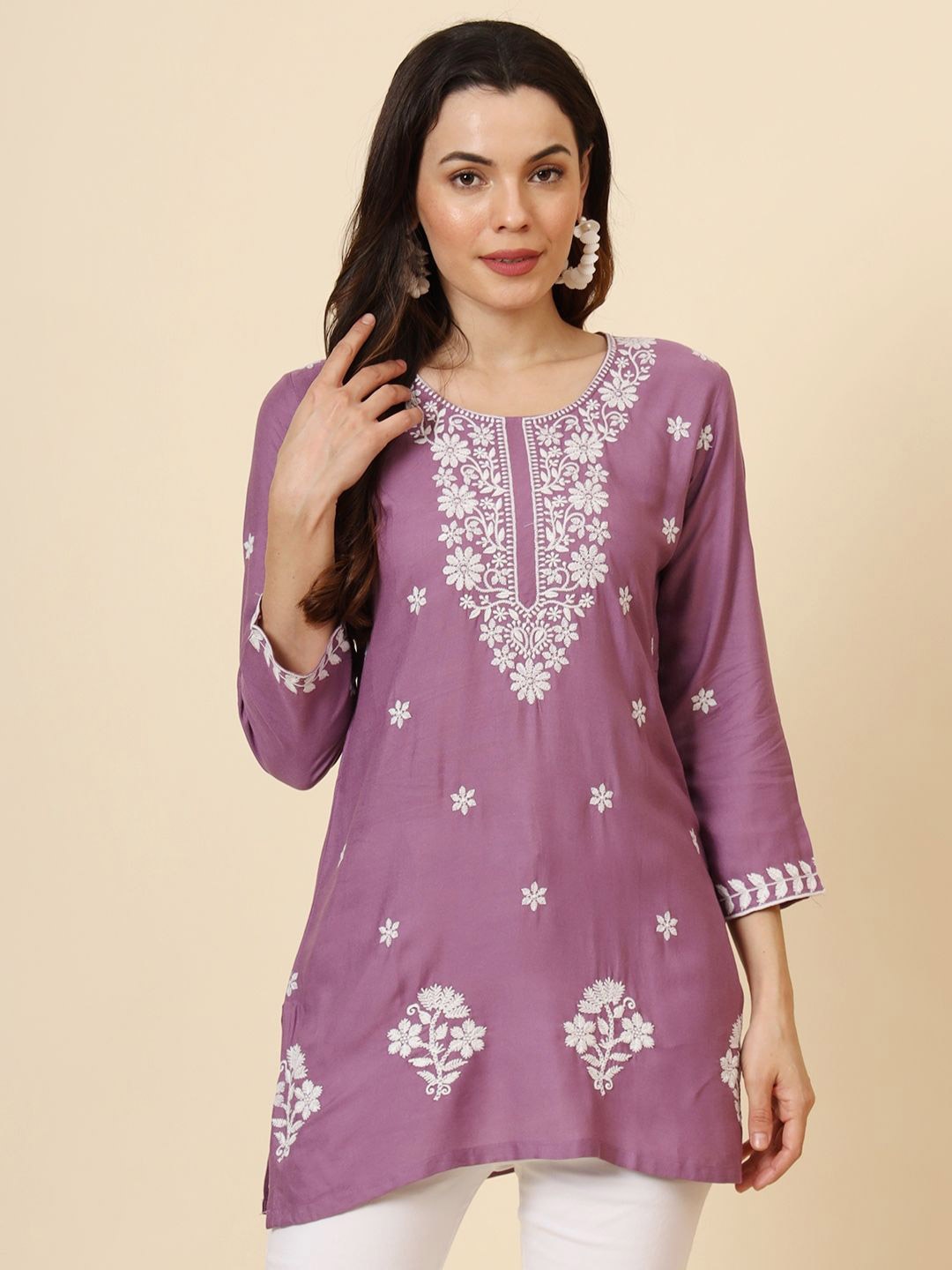 

Civamee Ethnic Motifs Embroidered Yoke Design Thread Work Kurti, Lavender