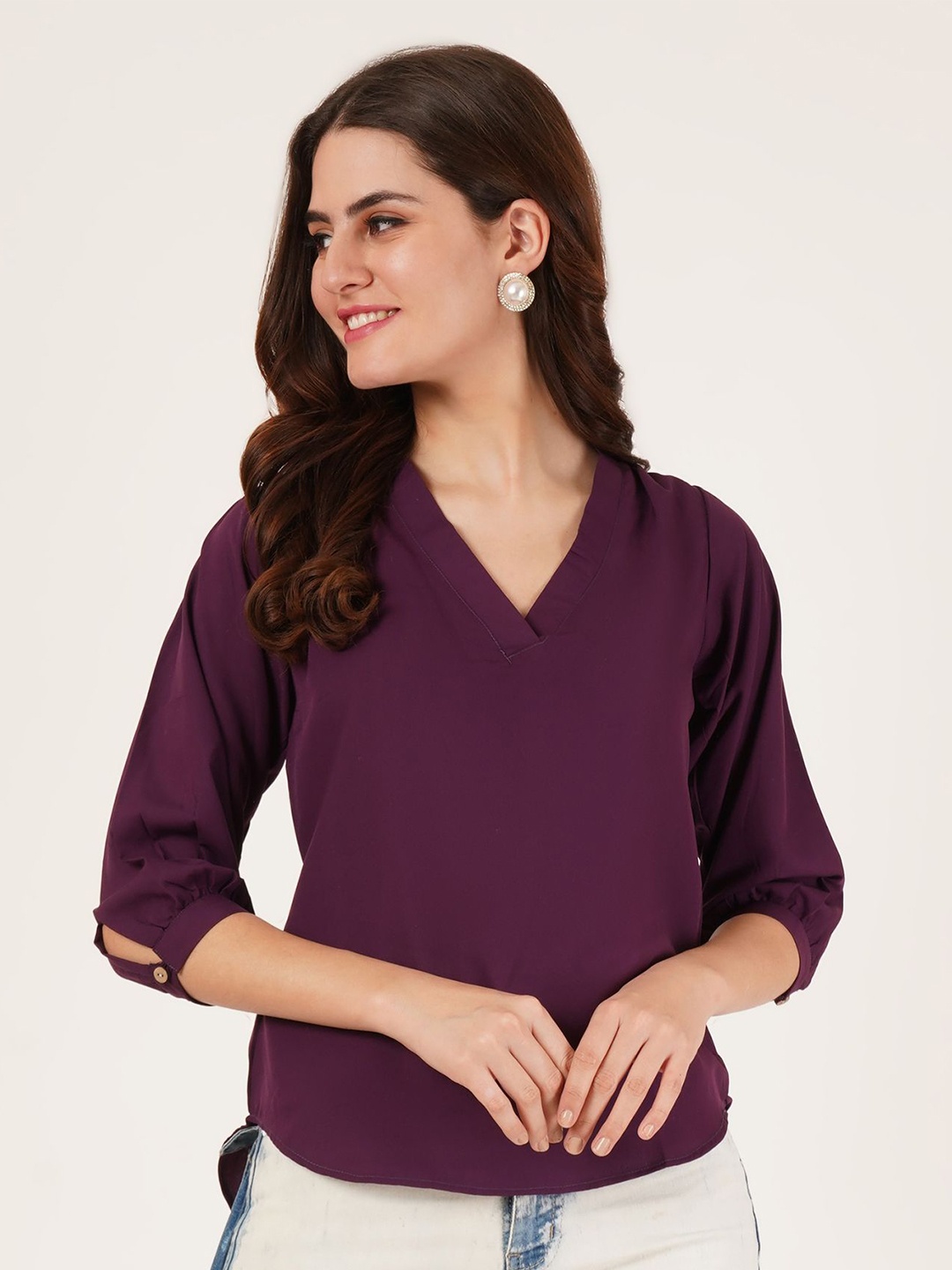 

Brownverse Women Solid V-Neck Top, Purple