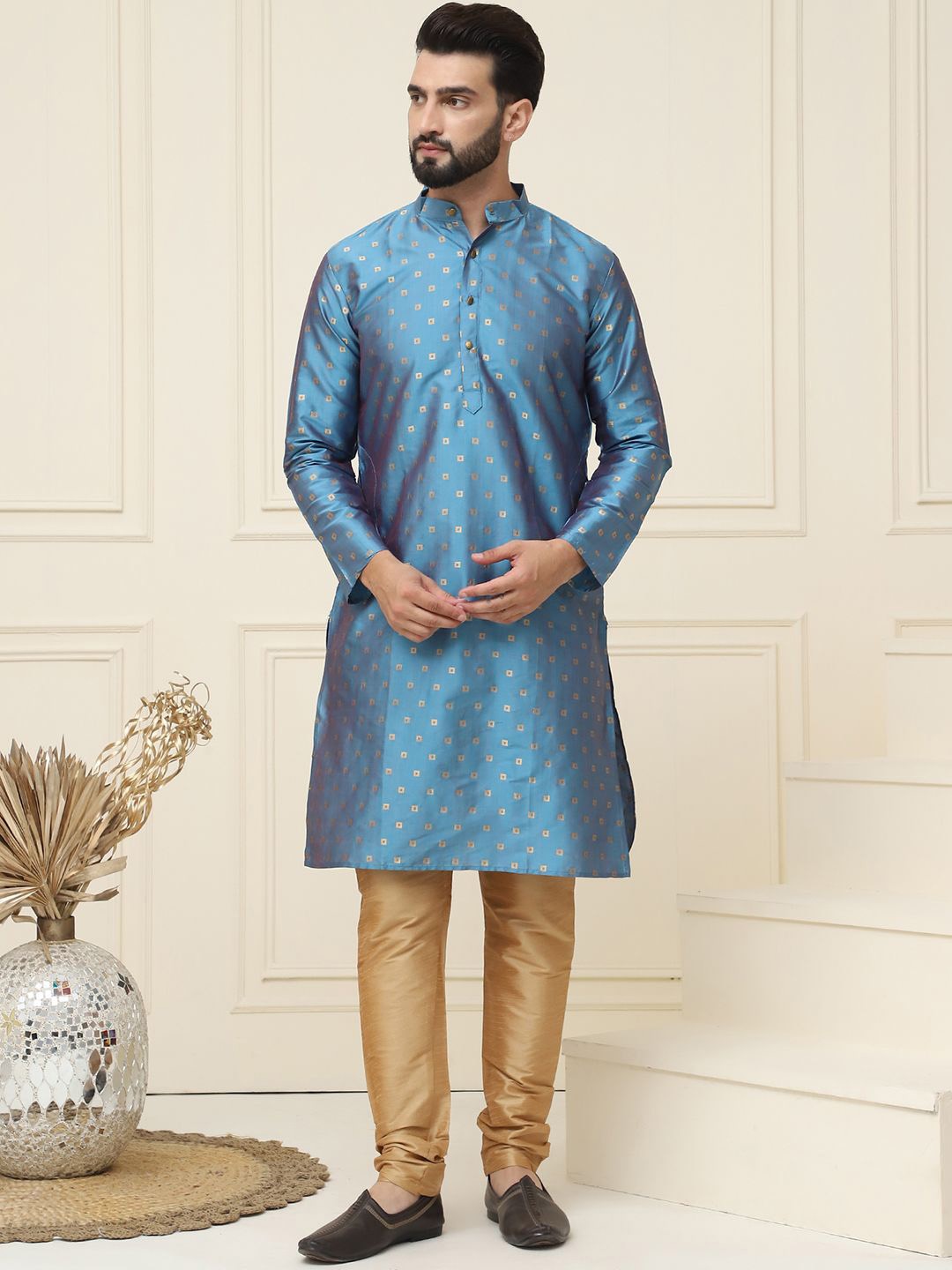 

SOJANYA Geometric Woven Design Mandarin Collar Kurta With Churidar & Nehru jacket, Blue