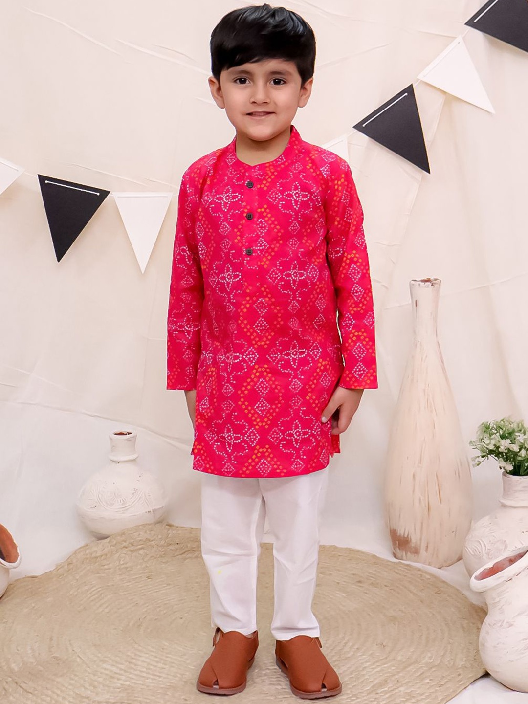 

Ka-mee Boys Ethnic Motifs Printed Pure Cotton Kurta with Pyjama, Pink