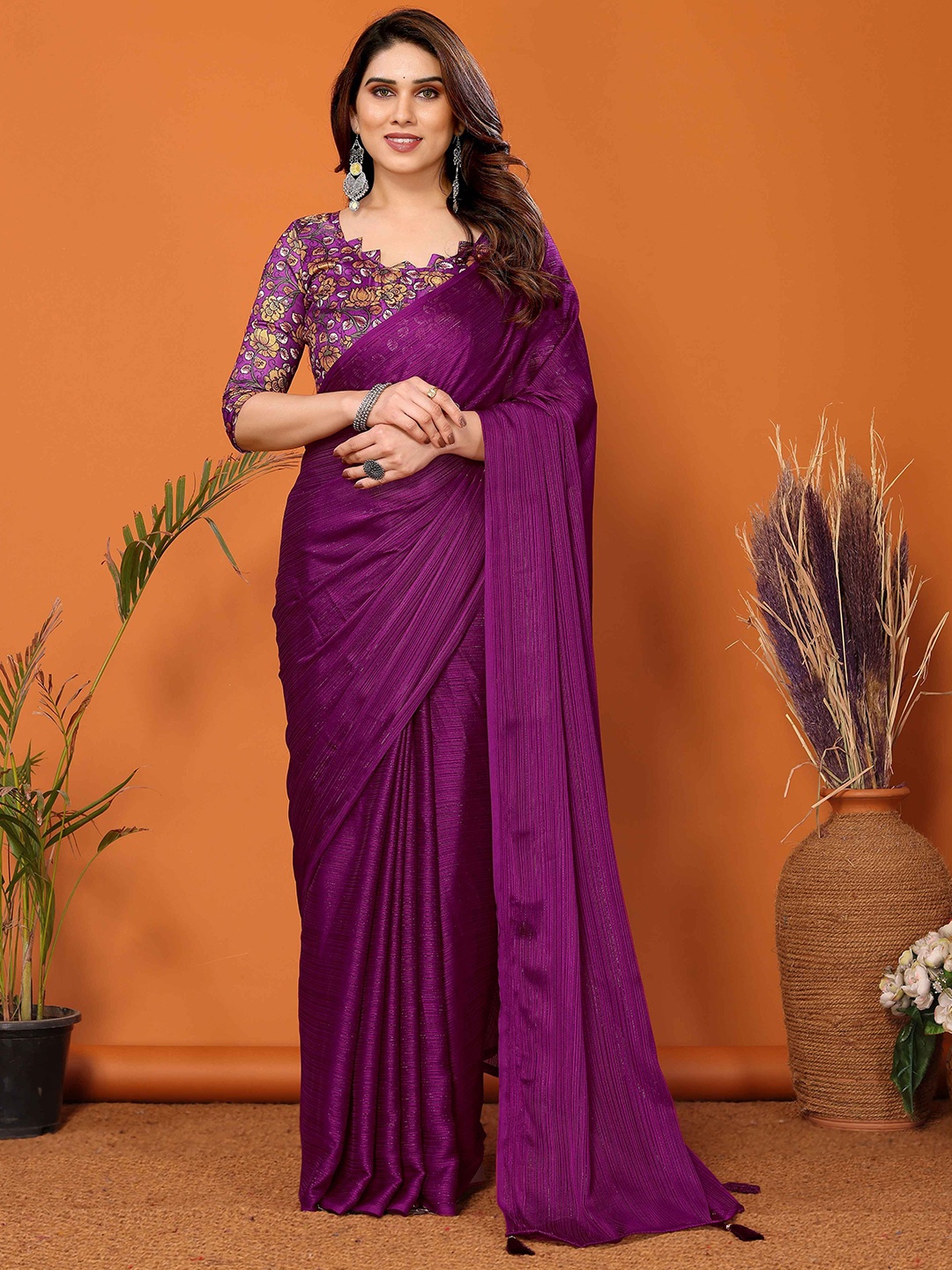 

VISHNU CREATIONS Solid Saree With Blouse Piece, Purple