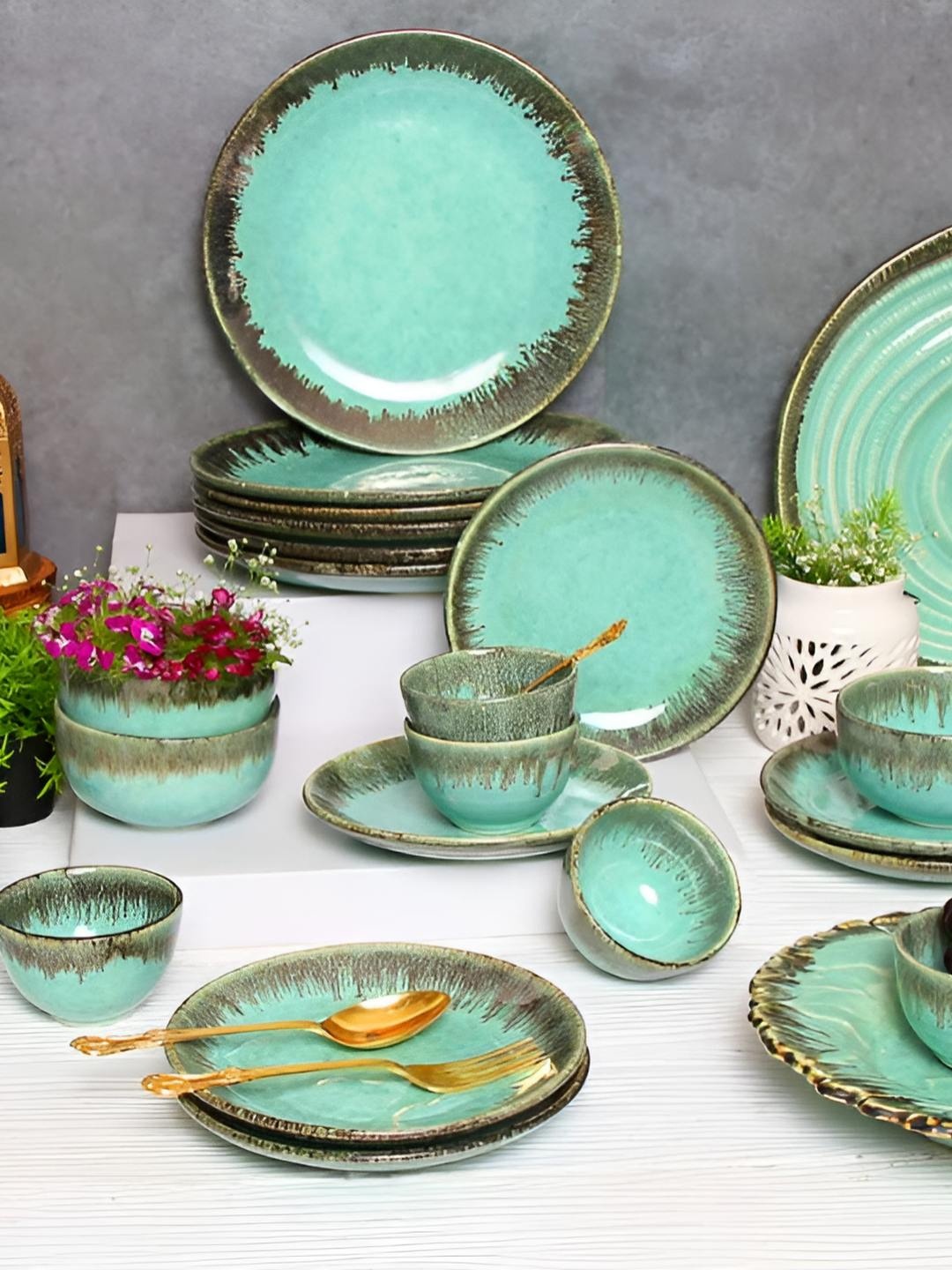 

AMALAFIEE CERAMICS Green & Beige 28 Pieces Printed Ceramic Dishwasher Safe Dinner Set