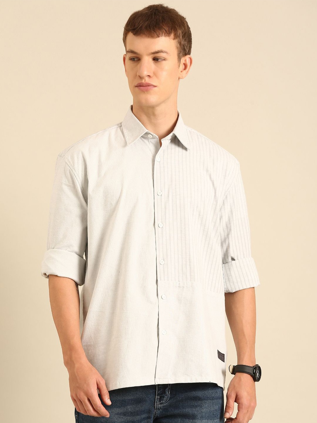 

The Roadster Lifestyle Co Men Striped Relaxed Fit Spread Collar Shirt, Grey