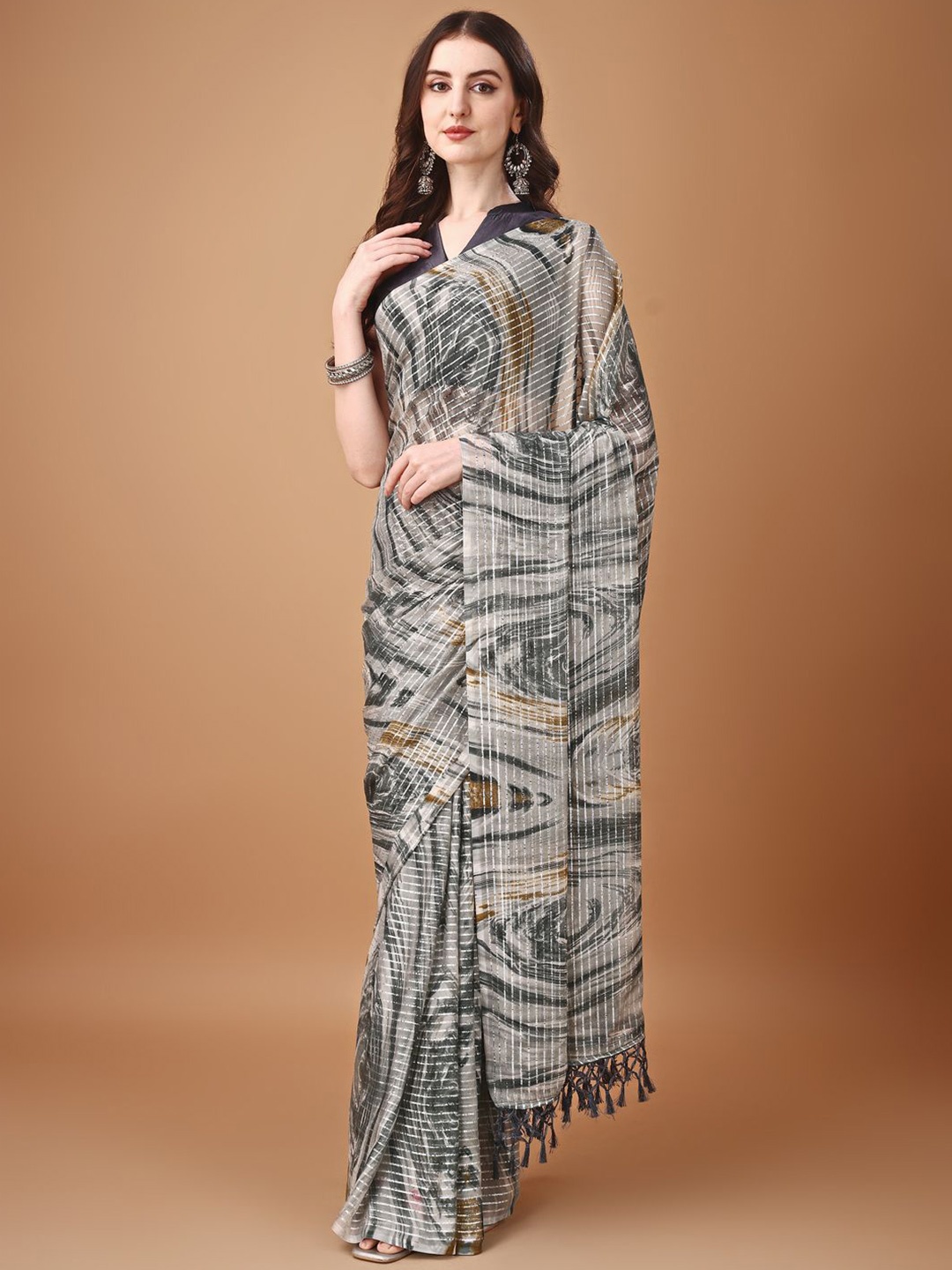 

KALINI Abstract Printed Saree, Grey