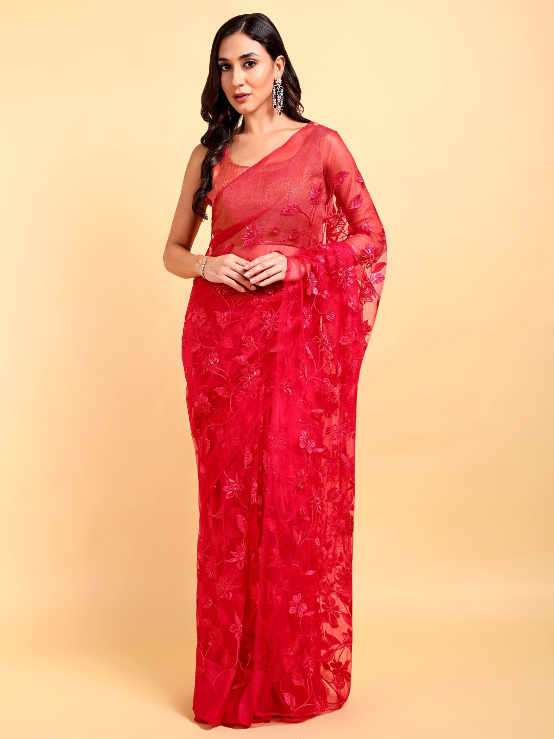 

DOERAA Floral Embroidered Net Saree, Red