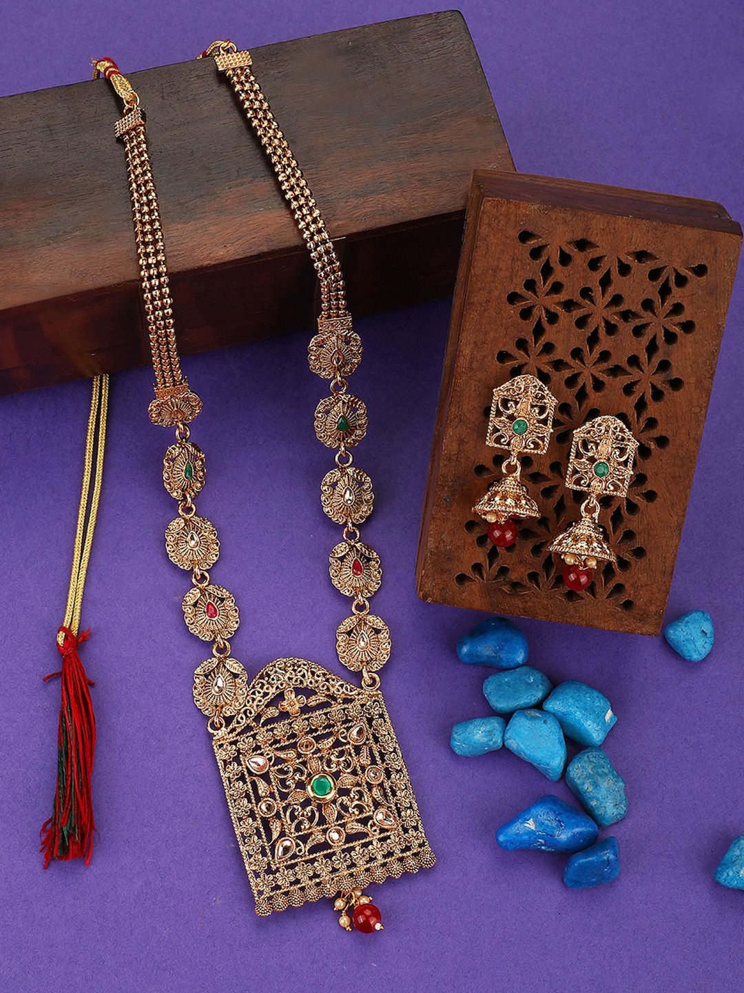 

ANIKAS CREATION Gold-Plated Stone-Studded Necklace and Earrings