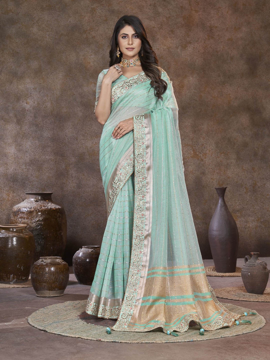 

Panzora Striped Sequinned Saree, Blue