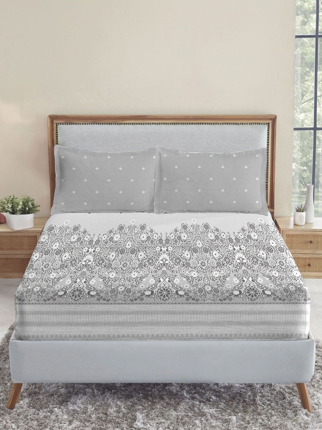 

MYTRIDENT Bidri Silver Sanskriti Flat 144TC King Cotton Bedsheet Set, Grey