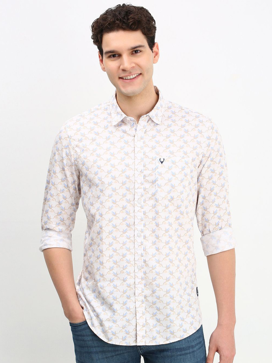 

Allen Solly Men Custom Floral Printed Pure Cotton Casual Shirt, White