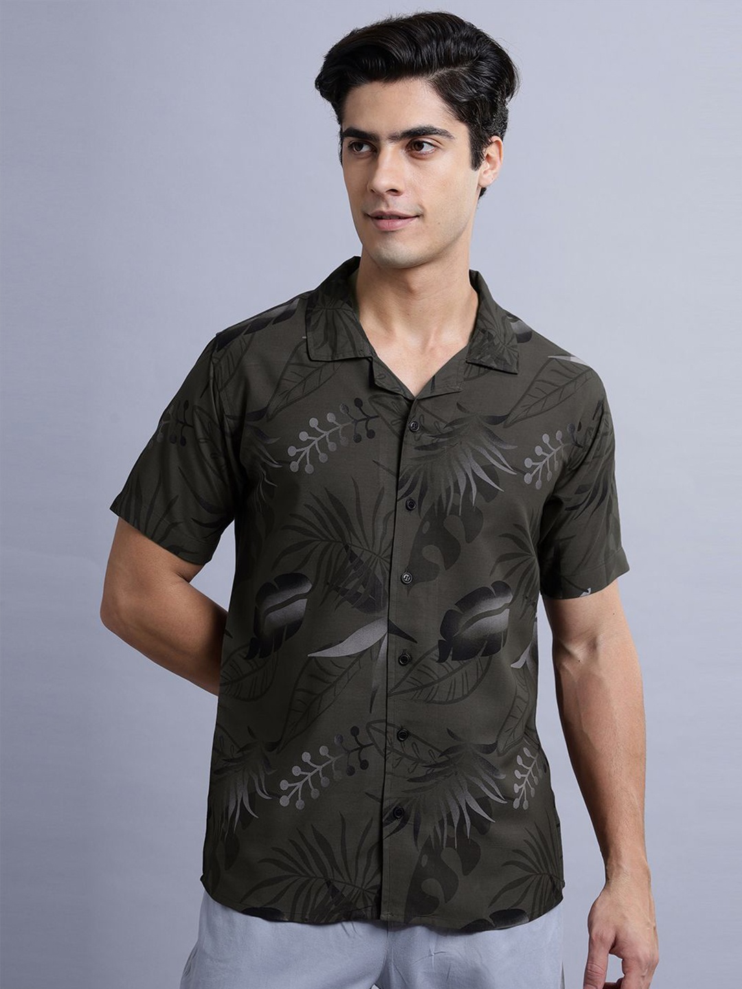 

N AND J Men Classic Spread Collar Abstract Printed Cotton Casual Shirt, Sea green