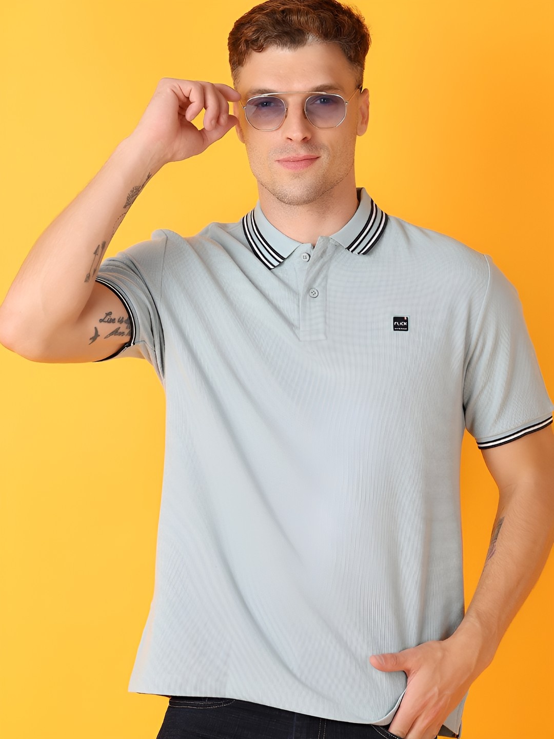 

V-Mart Men Solid Polo Collar Cotton T-shirt, Green