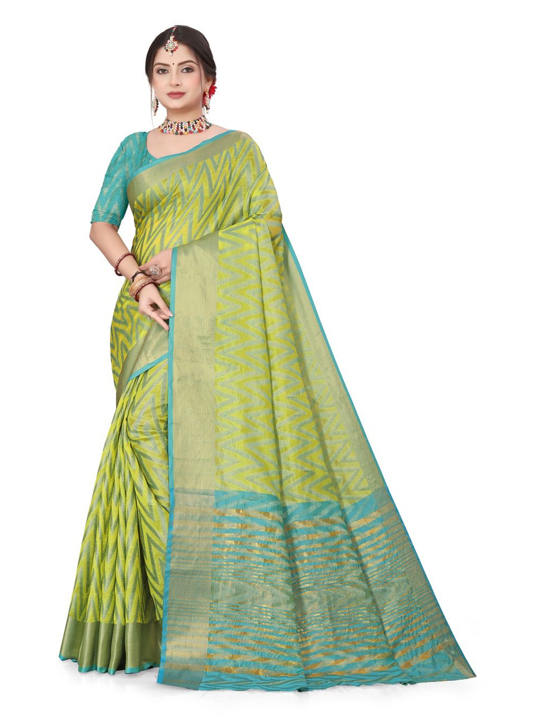 

SUPERLAXMI Woven Design Banarasi Saree, Lime green