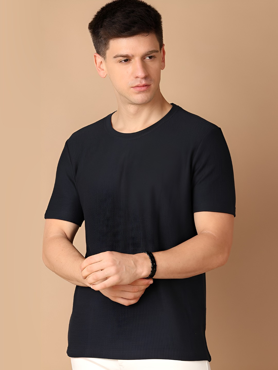 

V-Mart Men Solid Round Neck Cotton Slim Fit T-shirt, Blue