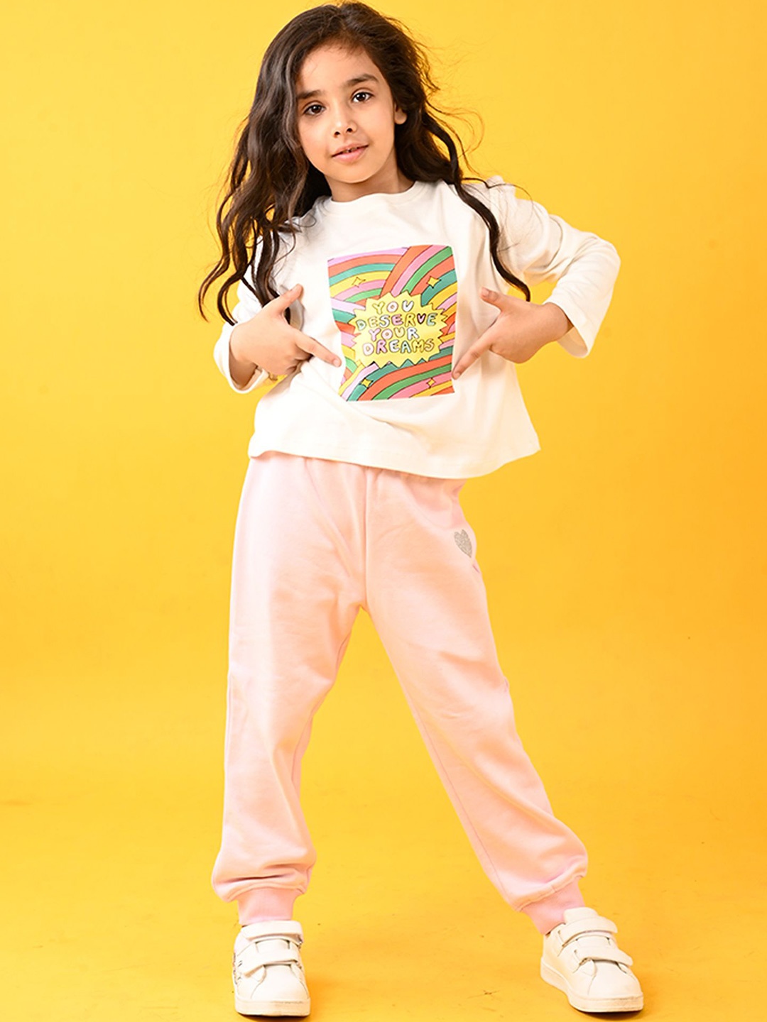 

Anthrilo Girls Printed T-shirt With Joggers, White