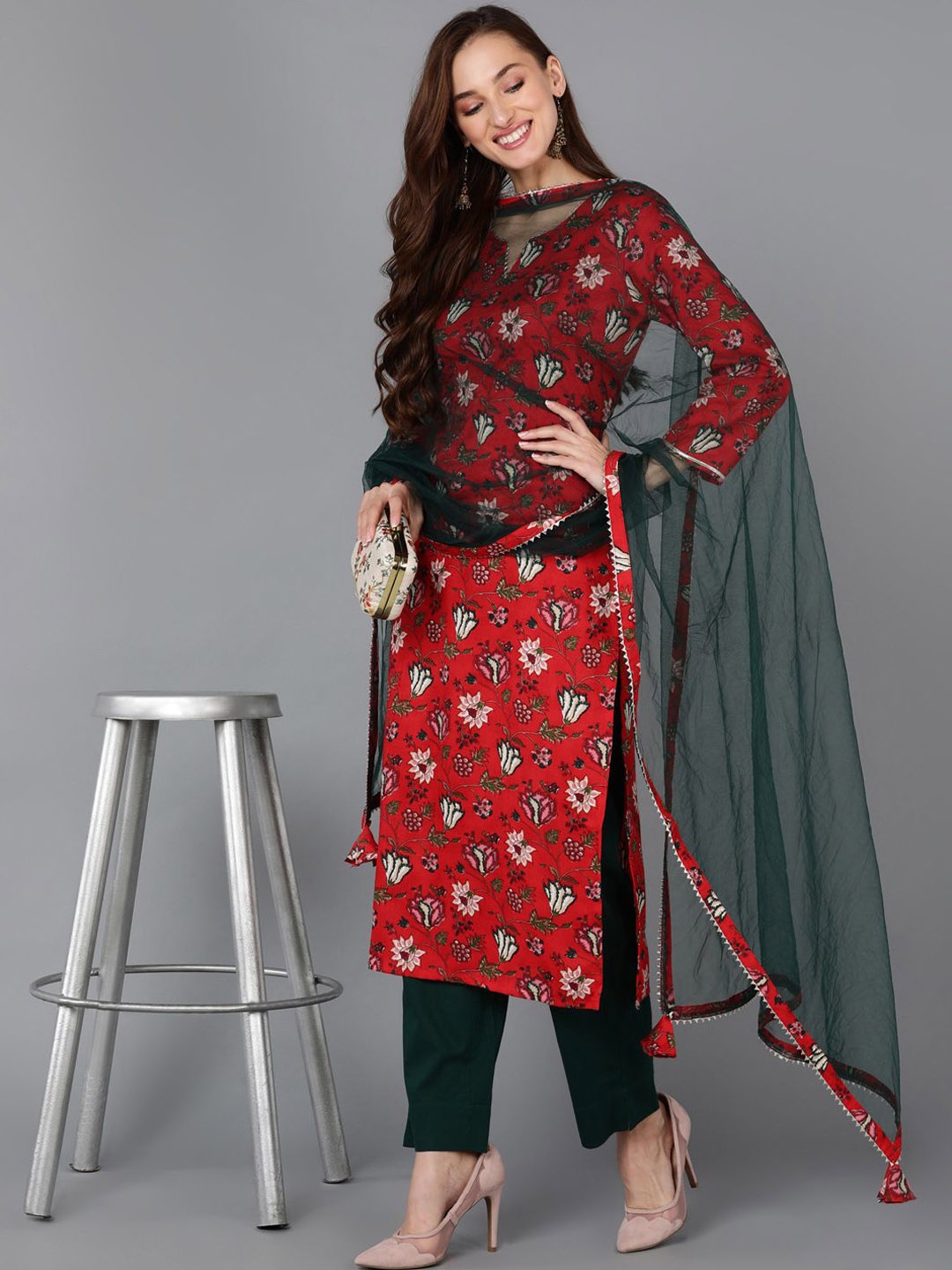 

AHIKA Floral Printed Regular Gotta Patti Straight Kurta with Trousers & Dupatta, Red
