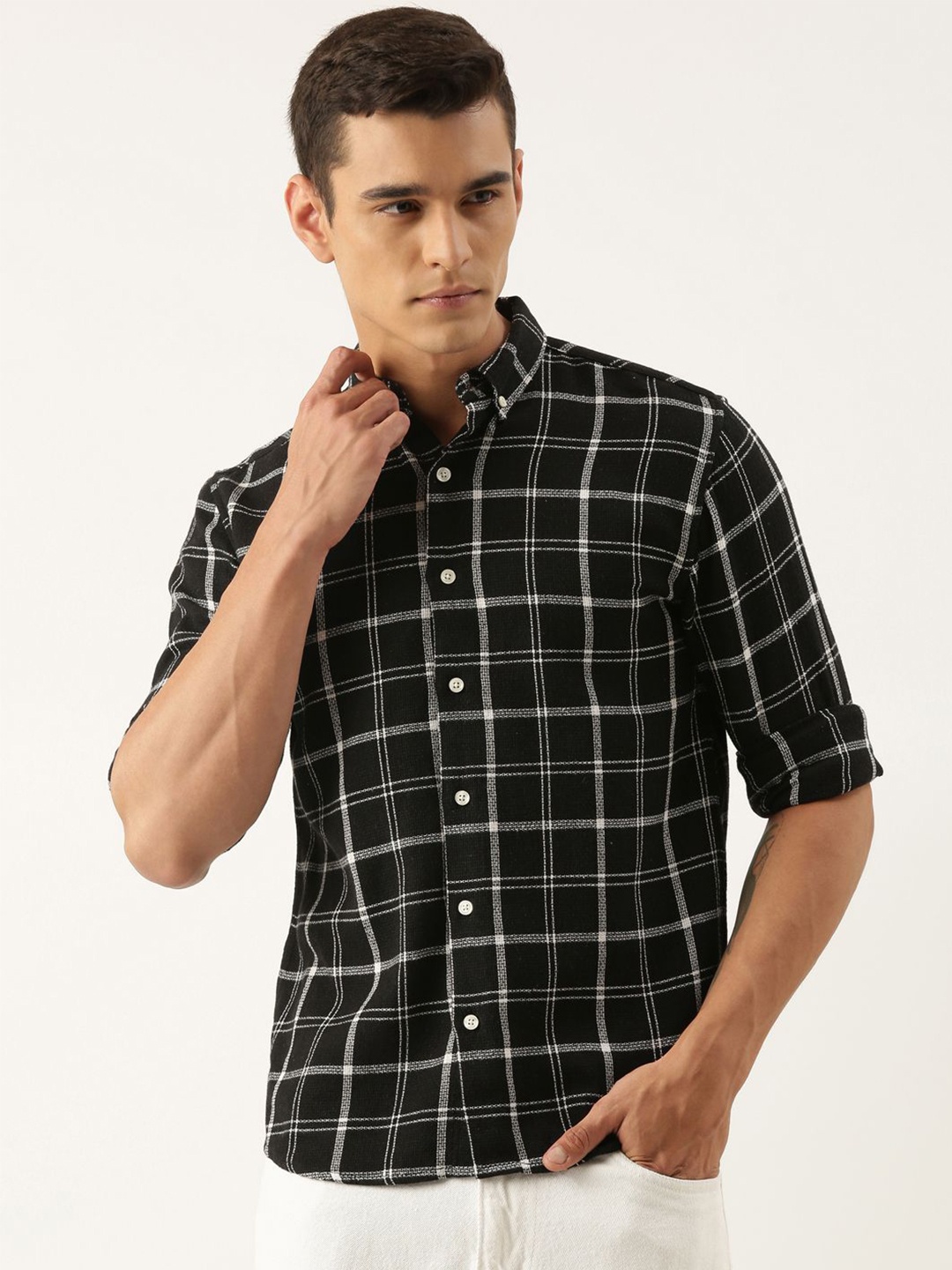

ROLLER FASHIONS Men Checked Cotton Slim Fit Casual Shirt, Black