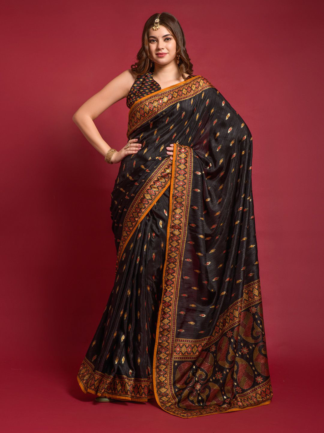 

Krimmple Zari Art Silk Saree, Black