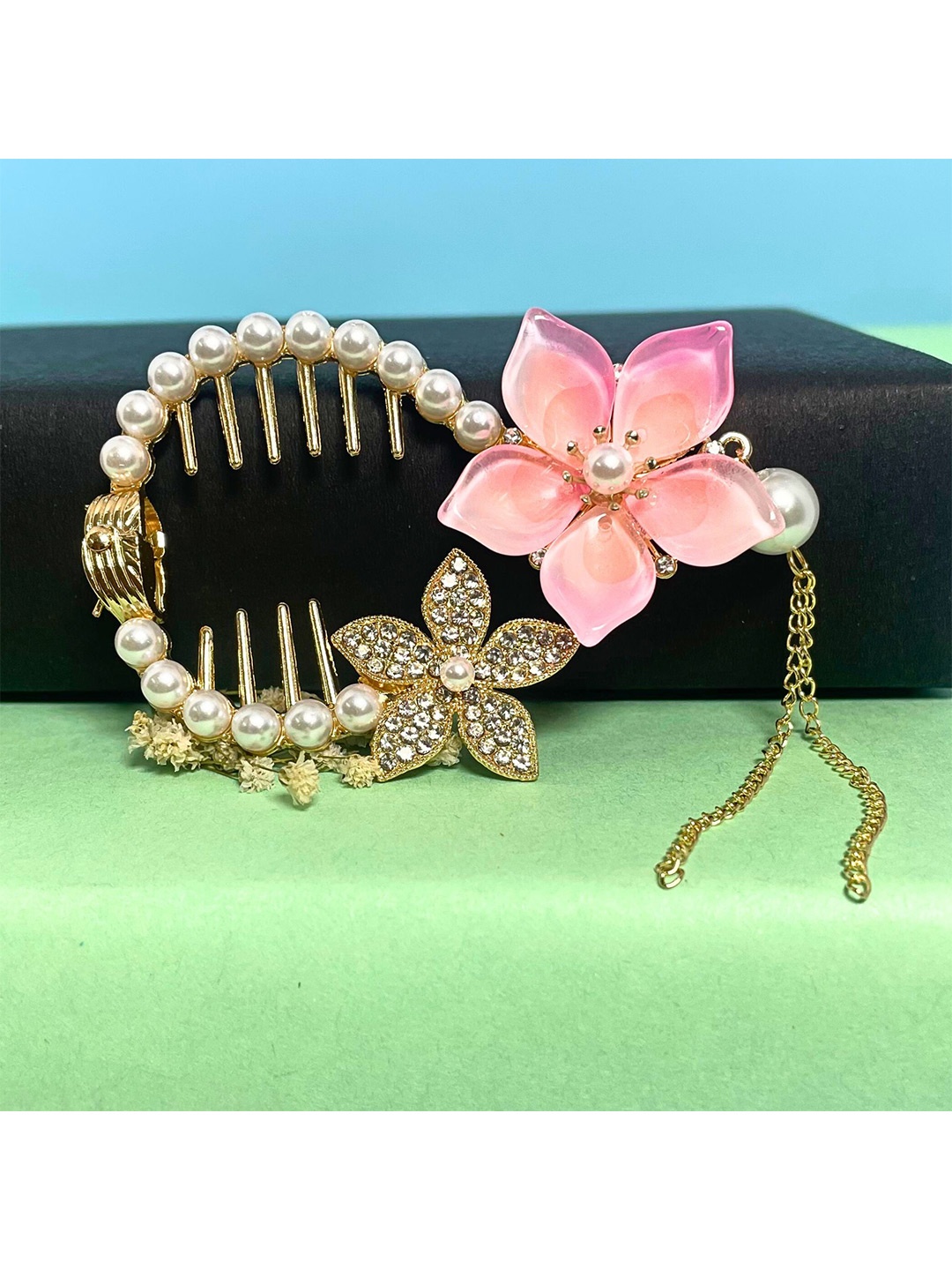 

MANSIYAORANGE Women Embellished Openable Claw Clip, Pink