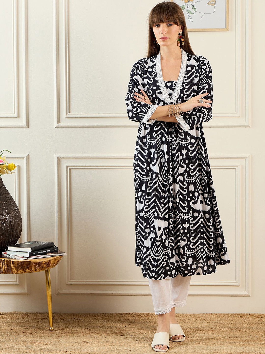 

Indo Era Printed Anarkali Kurta, Black