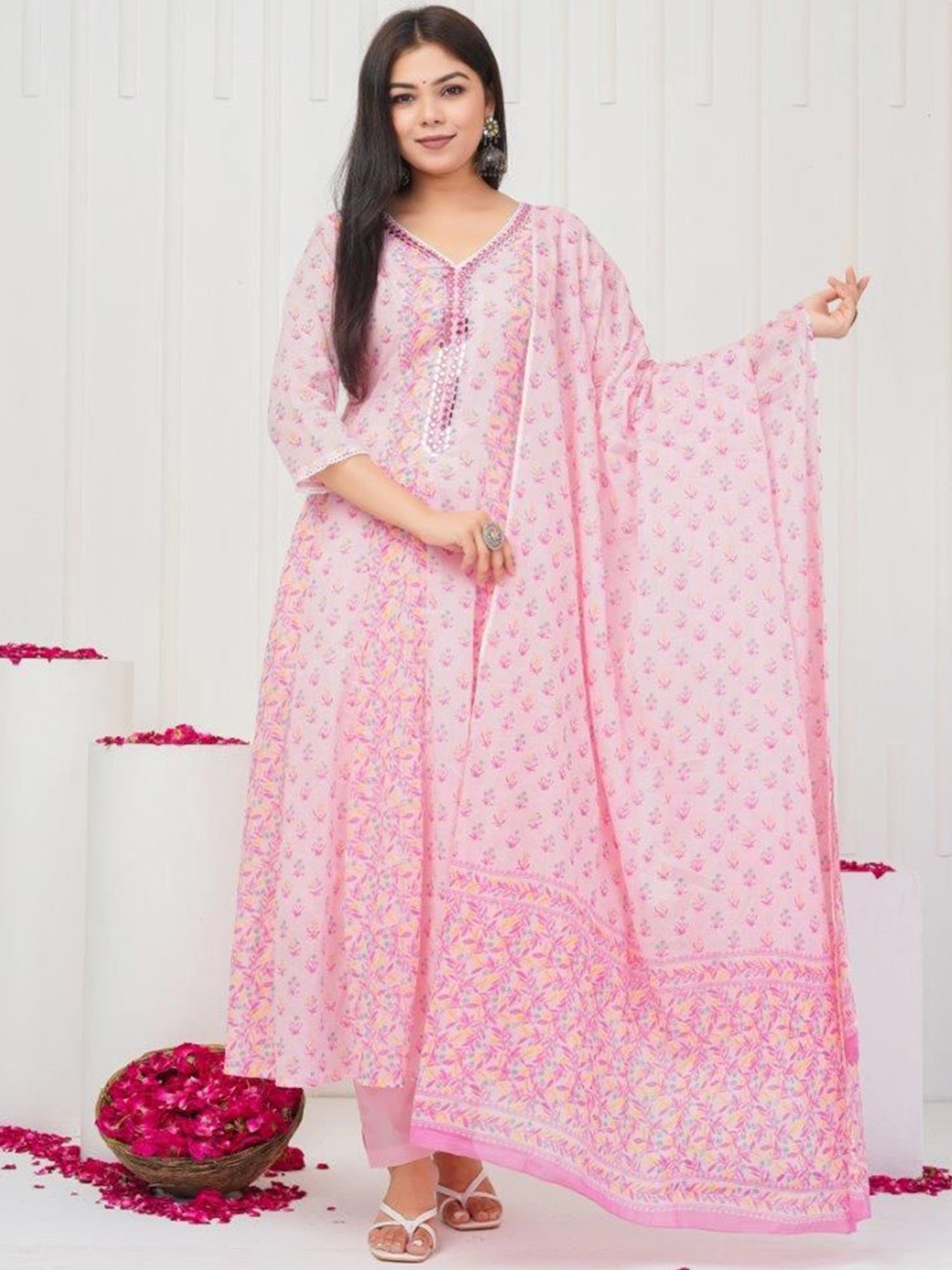 

SIGNORIA Floral Printed Thread Work Pure Cotton Anarkali Kurta & Trousers With Dupatta, Pink