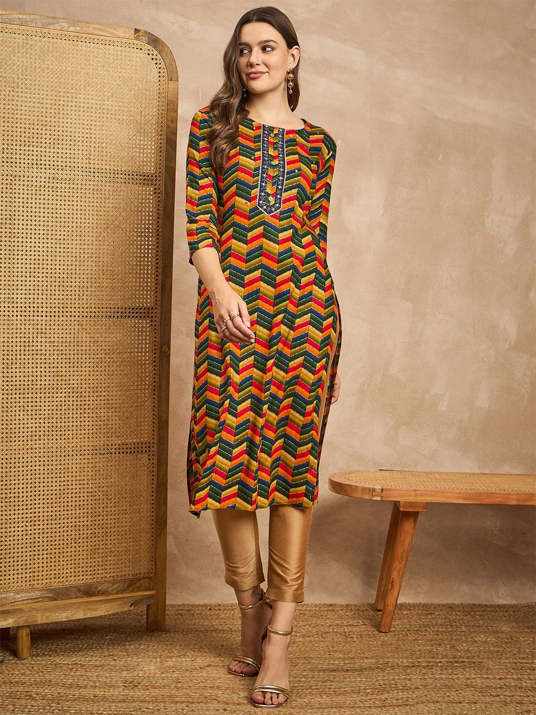 

all about you Women Printed Straight Kurtas, Green