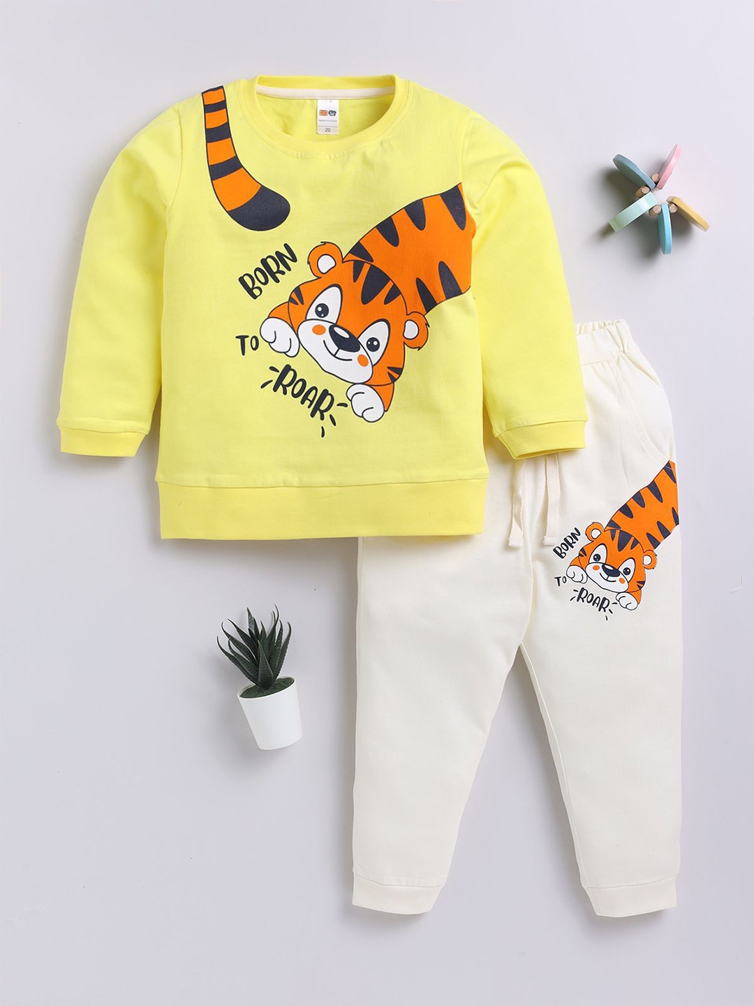 

LITTLE NINJA Boys Printed Pure Cotton T-shirt with Trousers, Yellow