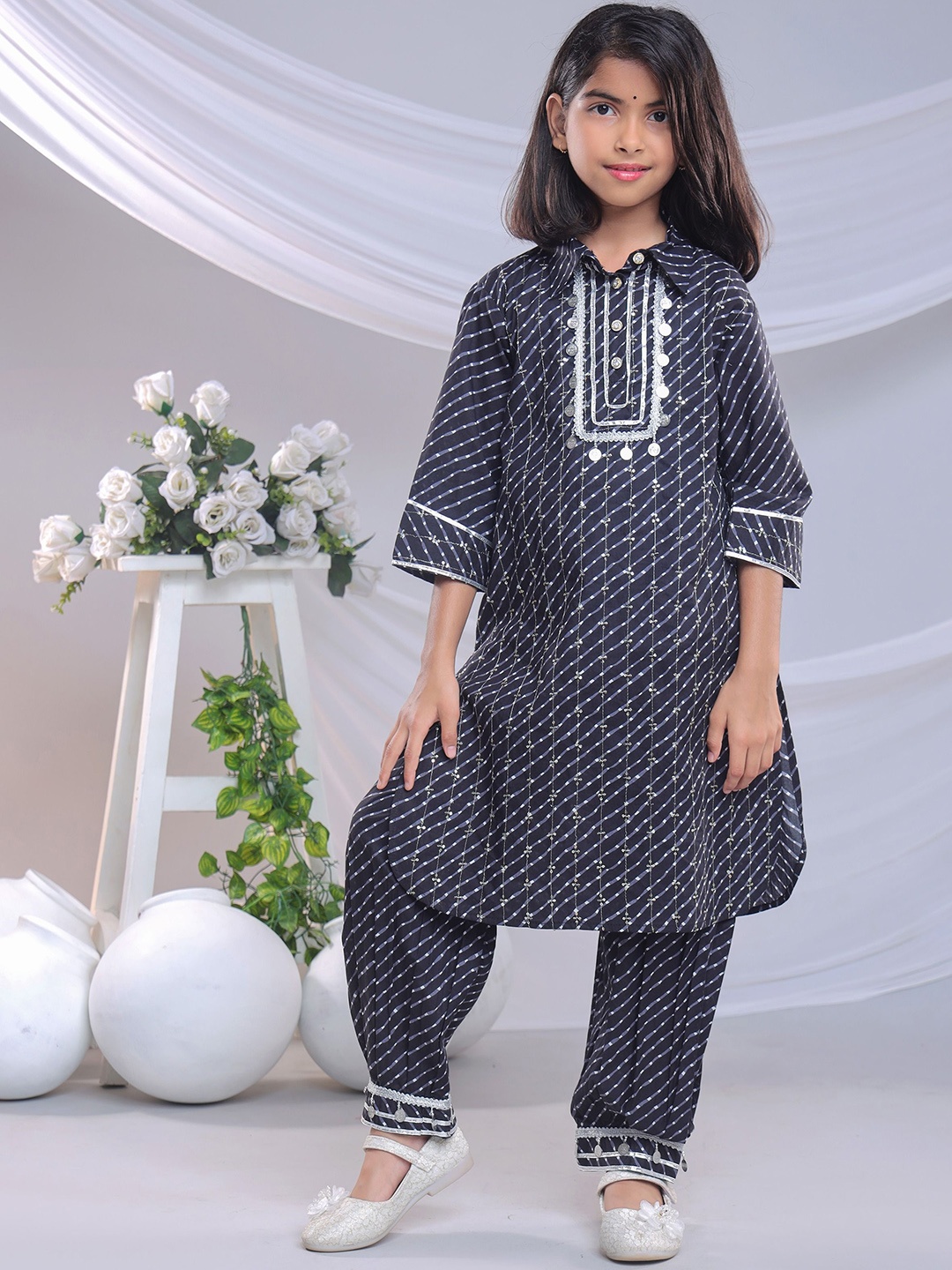 

BAESD Girls Leheriya Printed Gotta Patti Regular Kurta with Salwar, Black