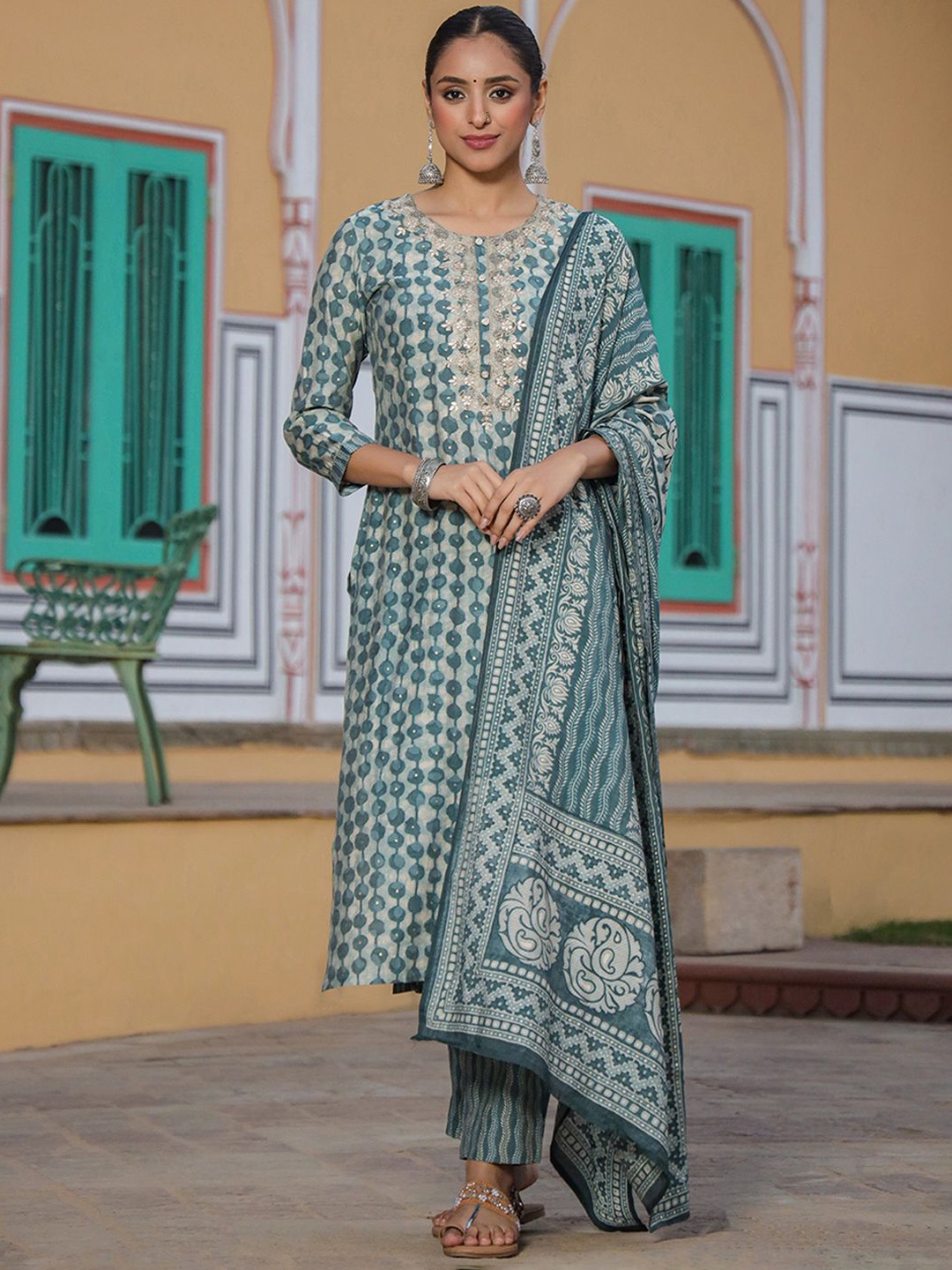 

AHIKA Geometric Printed Regular Zari Straight Kurta with Trousers & Dupatta, Green