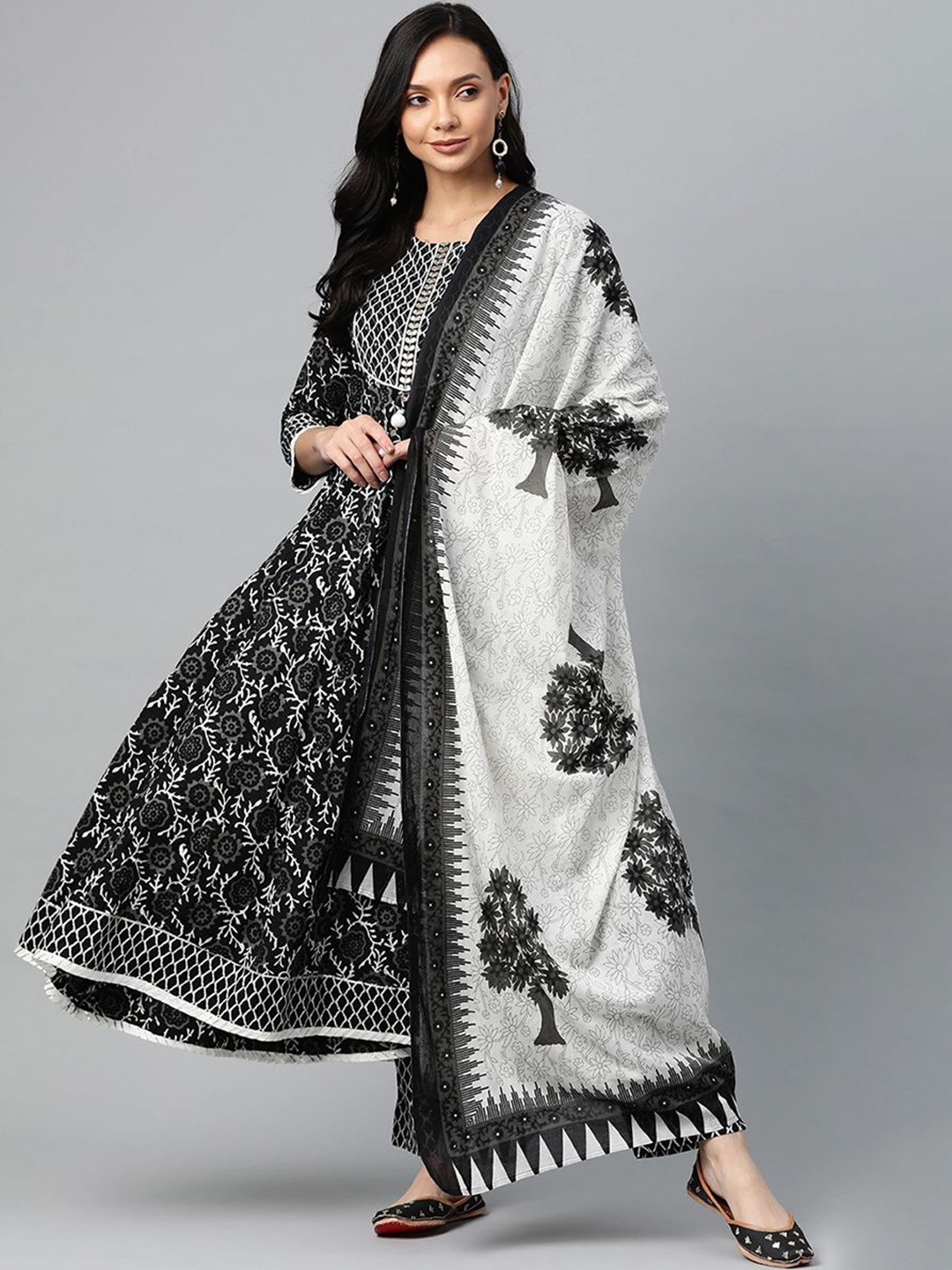 

AHIKA Floral Printed Empire Anarkali Kurta with Trousers & Dupatta, Black