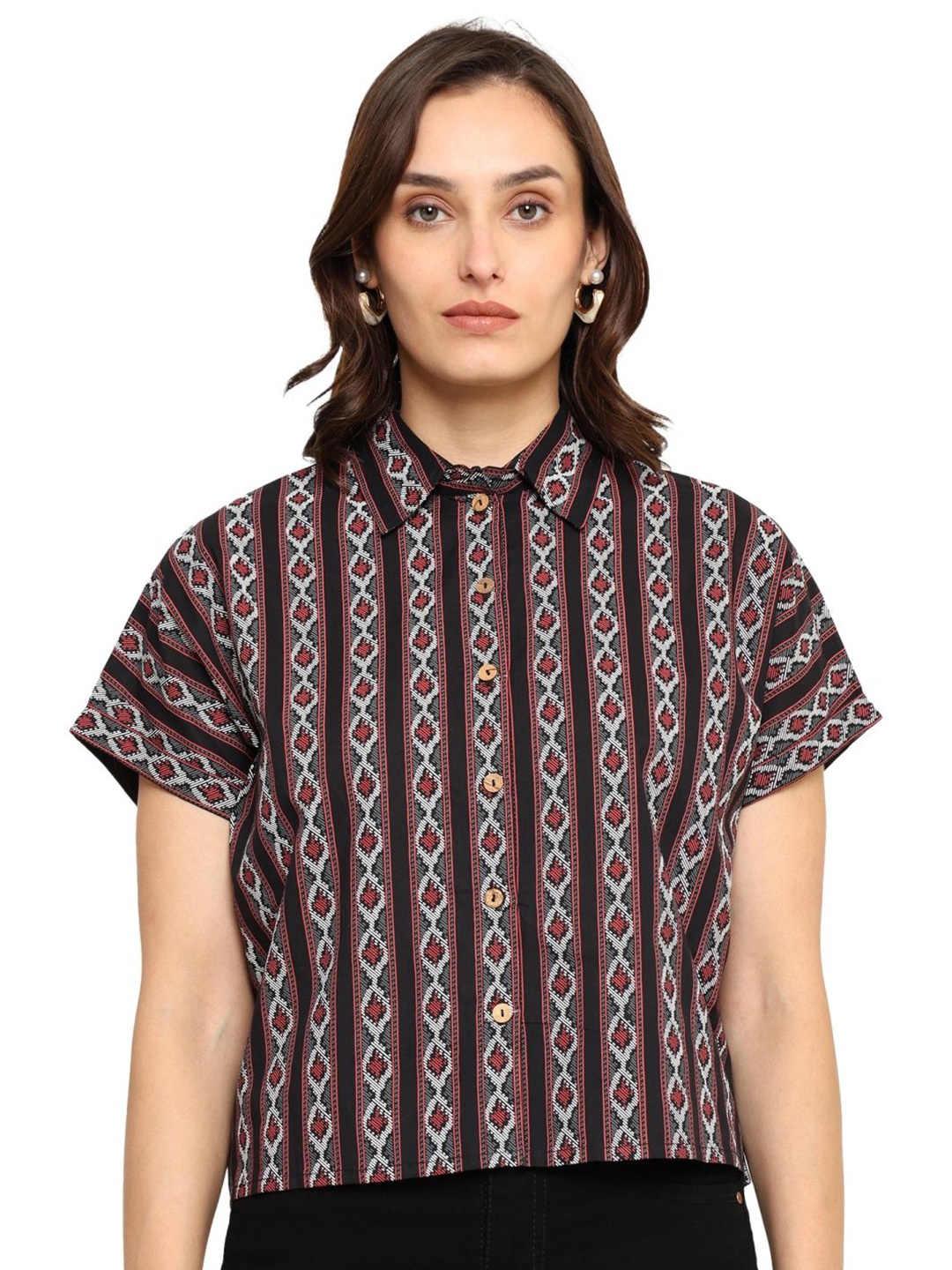 

YASH GALLERY Women Chevron Printed Cutaway Collar Party Shirt, Black