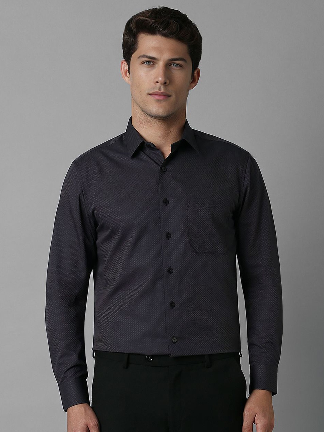 

Louis Philippe Men Slim Fit Opaque Printed Casual Shirt, Black