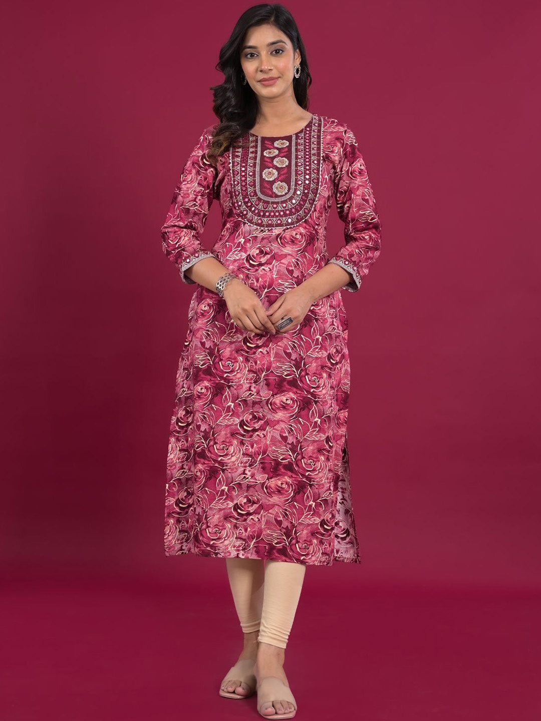 

Readiprint Fashions Floral Printed Mirror Work Straight Kurta, Burgundy