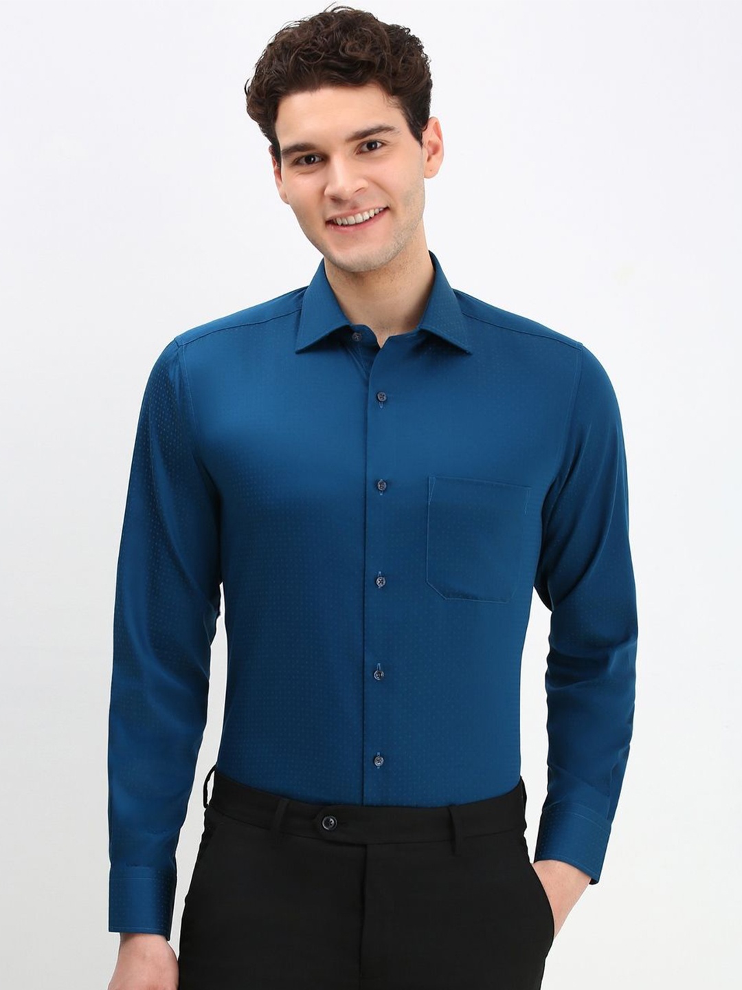 

Allen Solly Sport Men Spread Collar Pure Cotton Formal Shirt, Navy blue