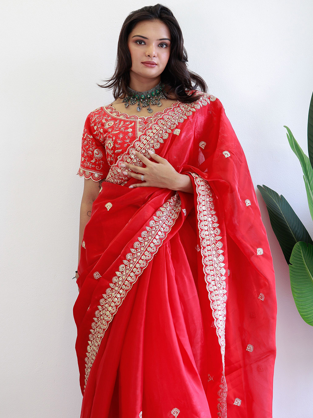 

Anouk Floral Embroidered Organza Saree, Red