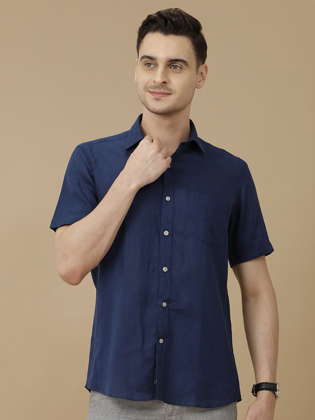 

Linen Club Men Contemporary Spread Collar Solid Slim Fit Casual Shirt, Blue