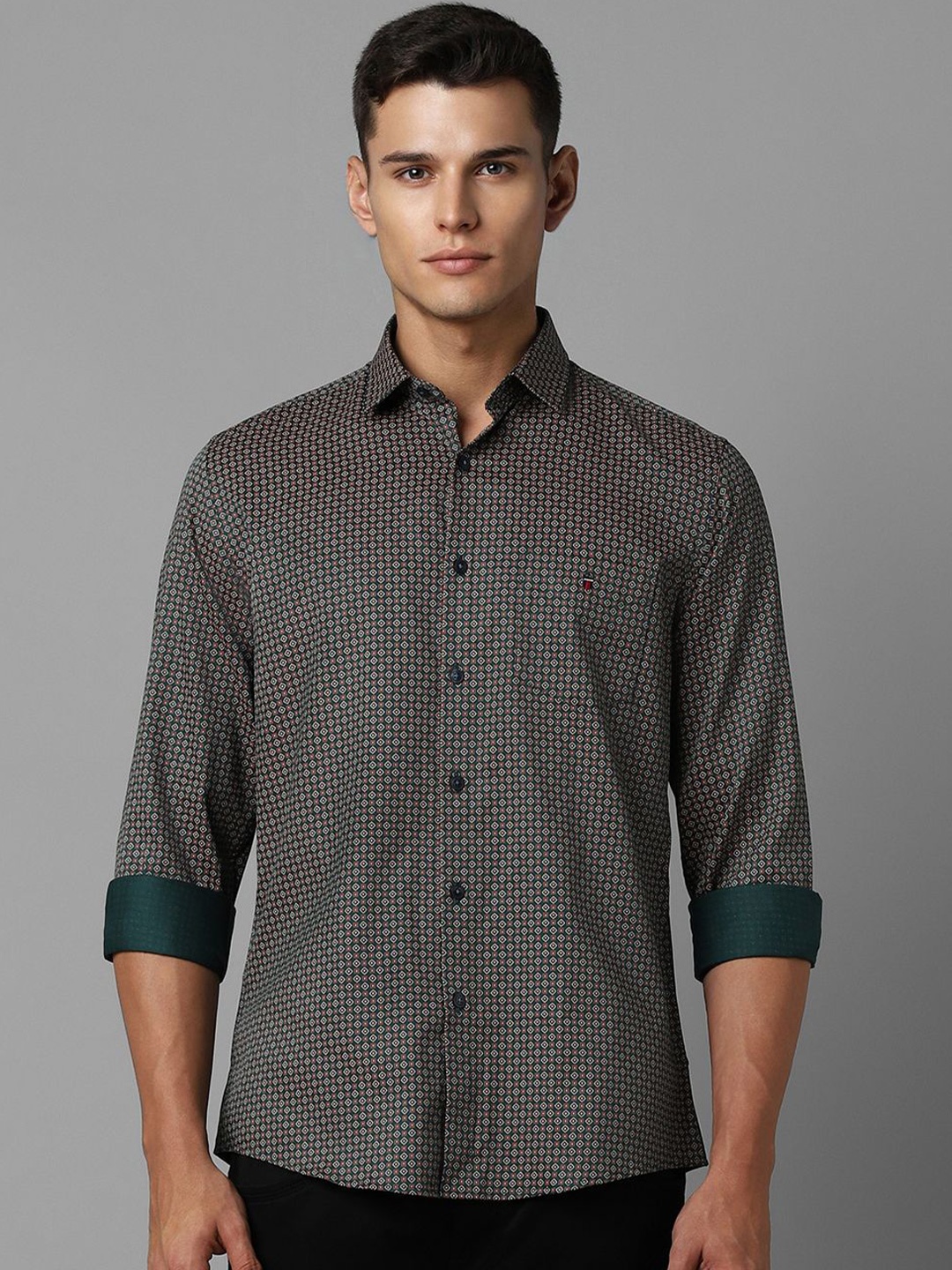 

Louis Philippe Sport Men Slim Fit Opaque Printed Casual Shirt, Green