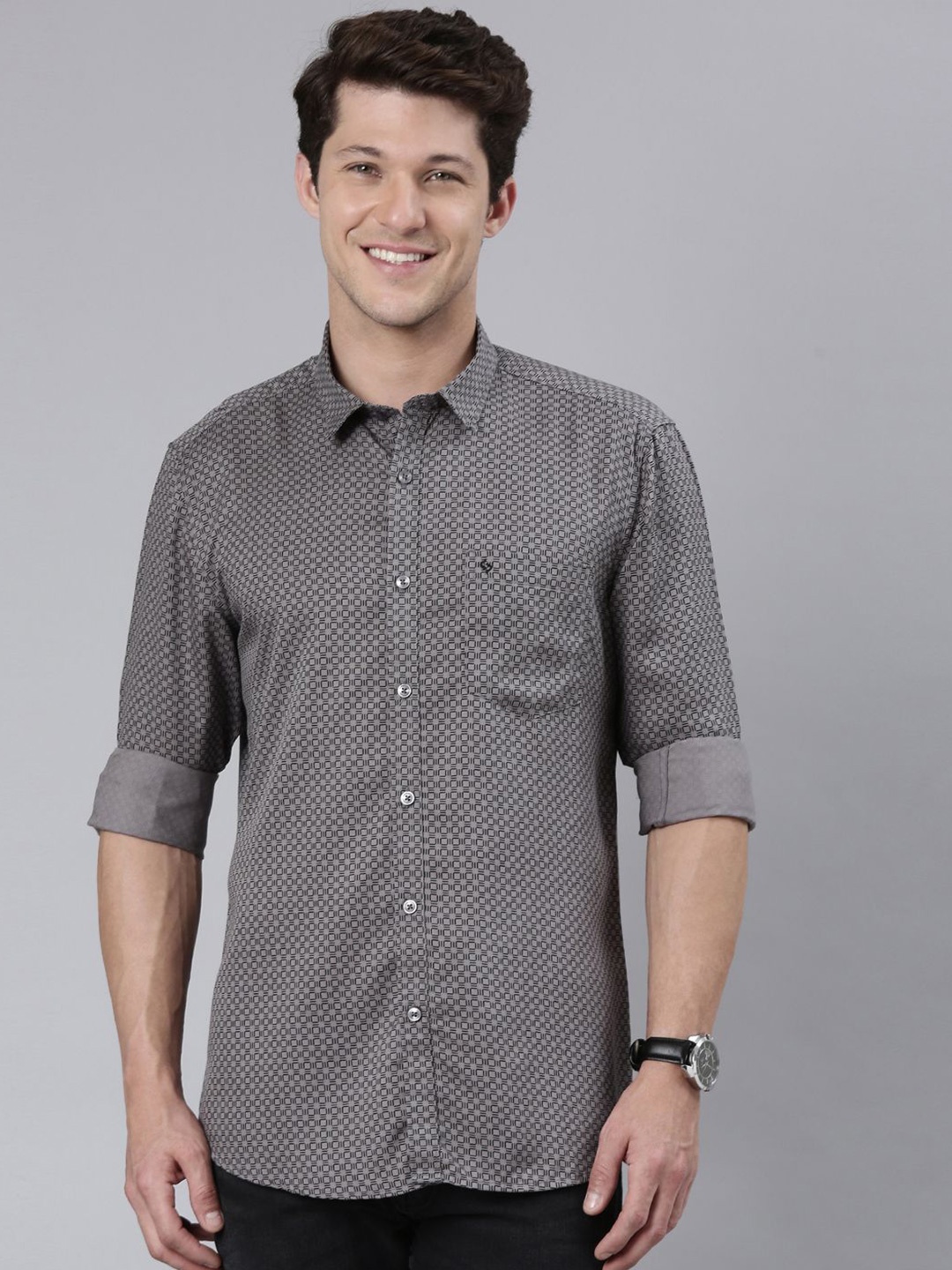 

Classic Polo Men Slim Fit Opaque Cotton Casual Shirt, Grey