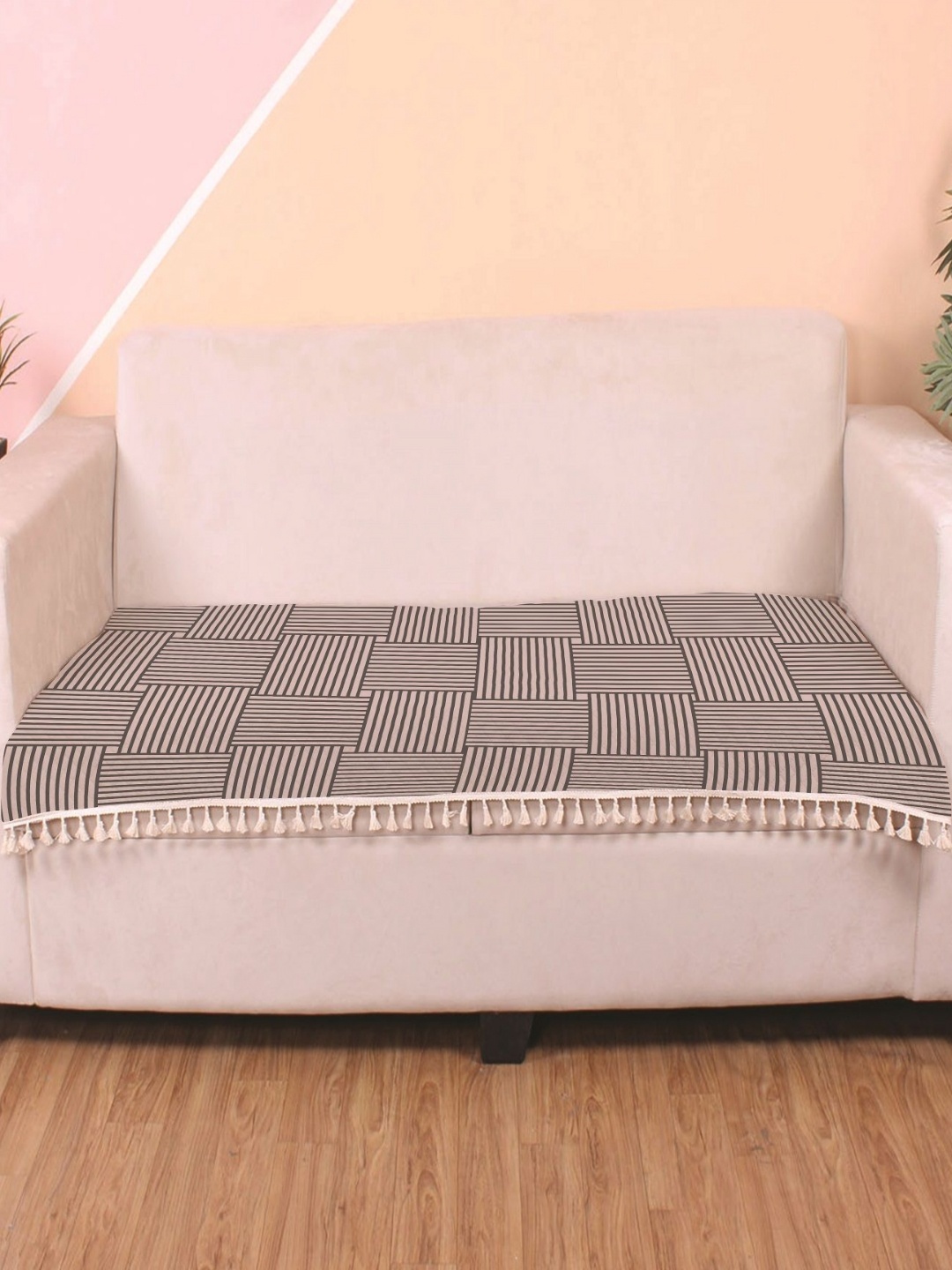 

STITCHNEST Grey & Beige Geometric Printed Velvet 2 Seater Anti Slip Sofa Cover