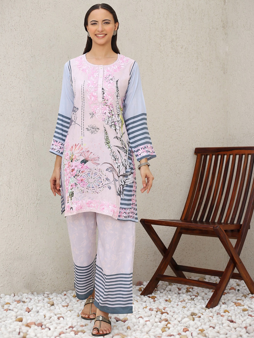 

HOUSE OF KARI Saba Chikankari Floral Printed Tunic & Trousers, Blue