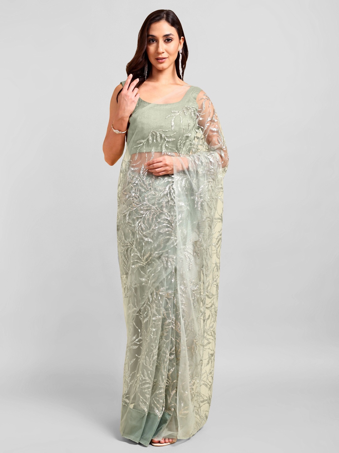 

DOERAA Solid Embellished Sequined Party Wear Net Saree, Olive