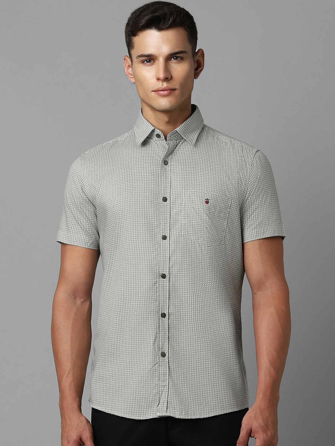 

Louis Philippe Sport Men Slim Fit Opaque Printed Casual Cotton Shirt, Grey