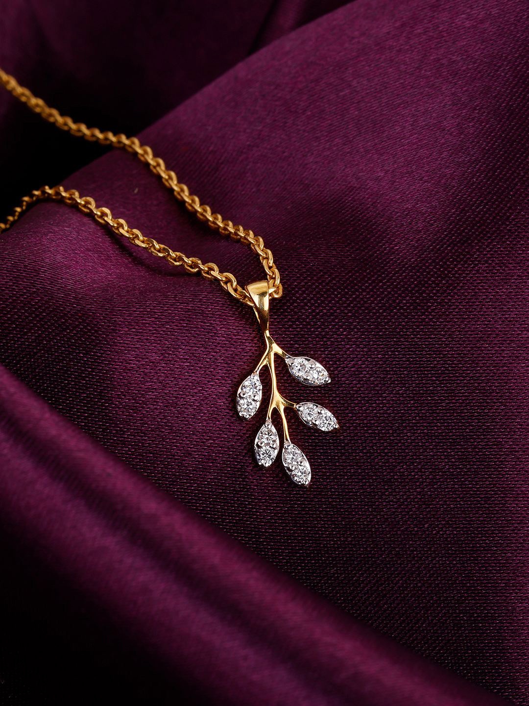 

GIVA Women 18K Gold Diamond Pendant