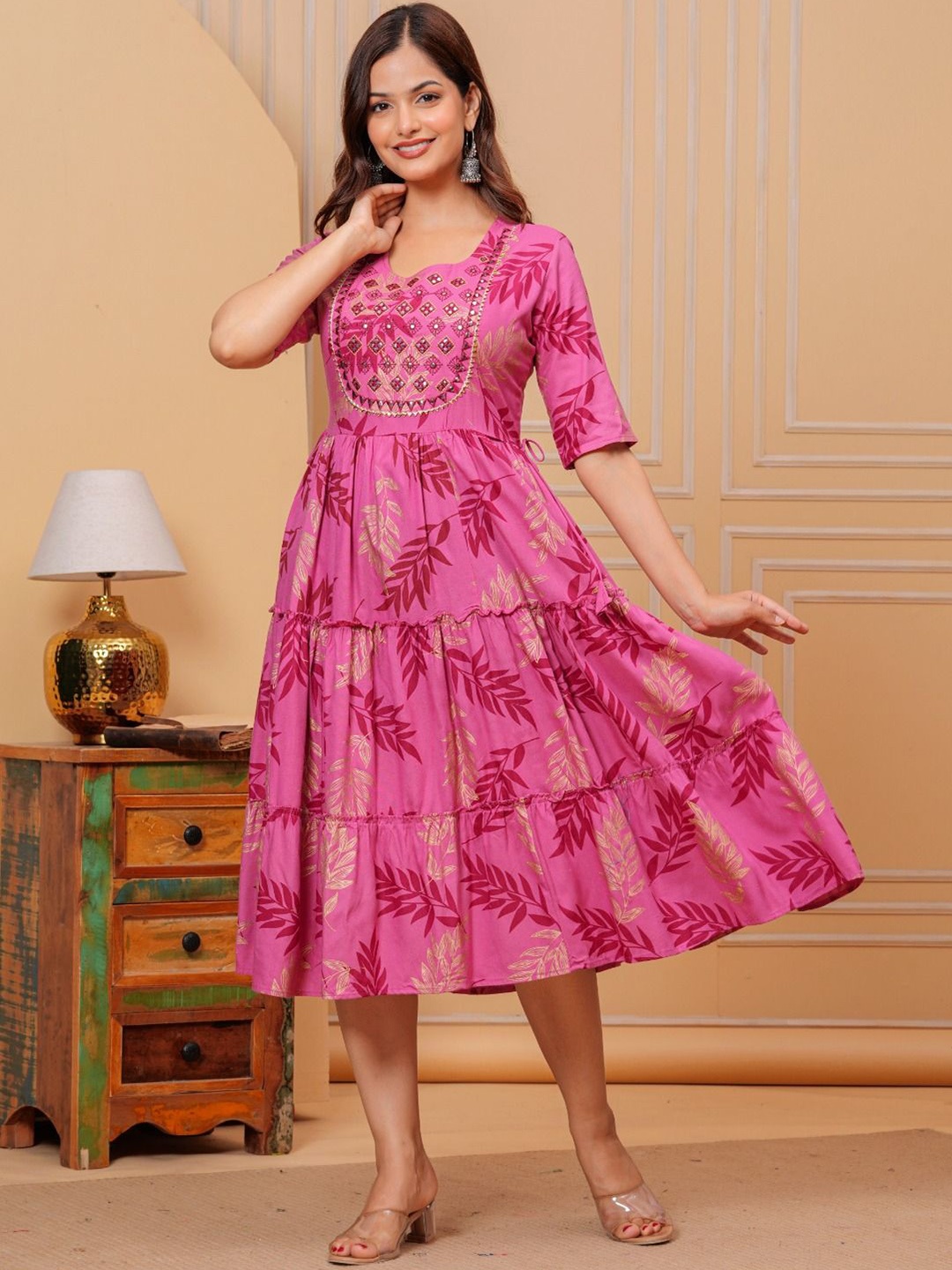 

VYKOO Women Ethnic Motifs Anarkali Kurta, Pink
