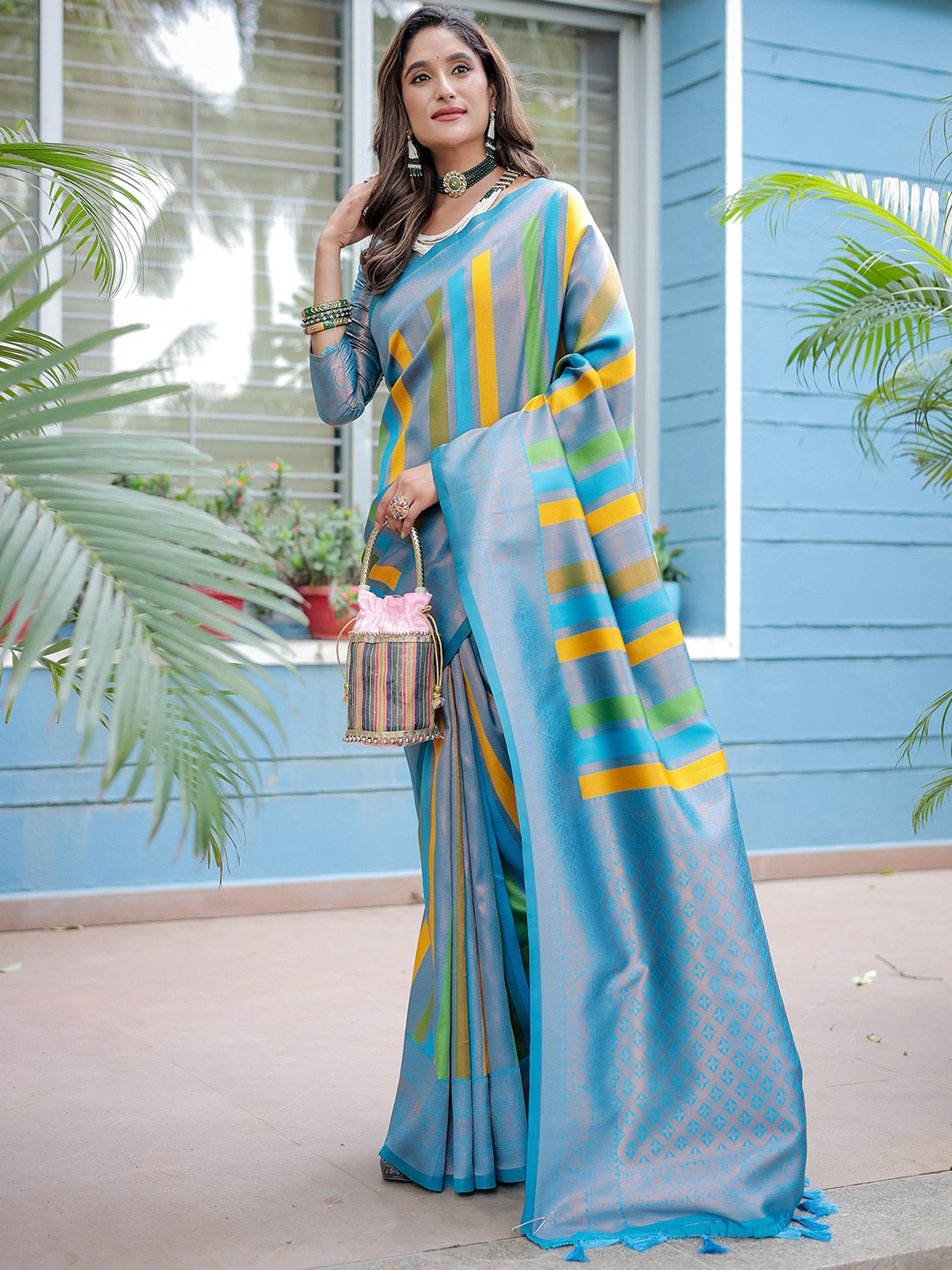 

Anouk Striped Zari Kanjeevaram Saree, Blue
