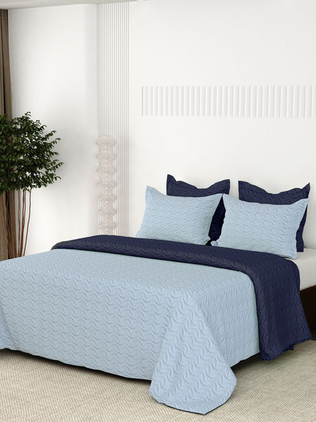 

LABHAM Blue Pure Cotton Double King Bed Cover With 2 Pillow Covers
