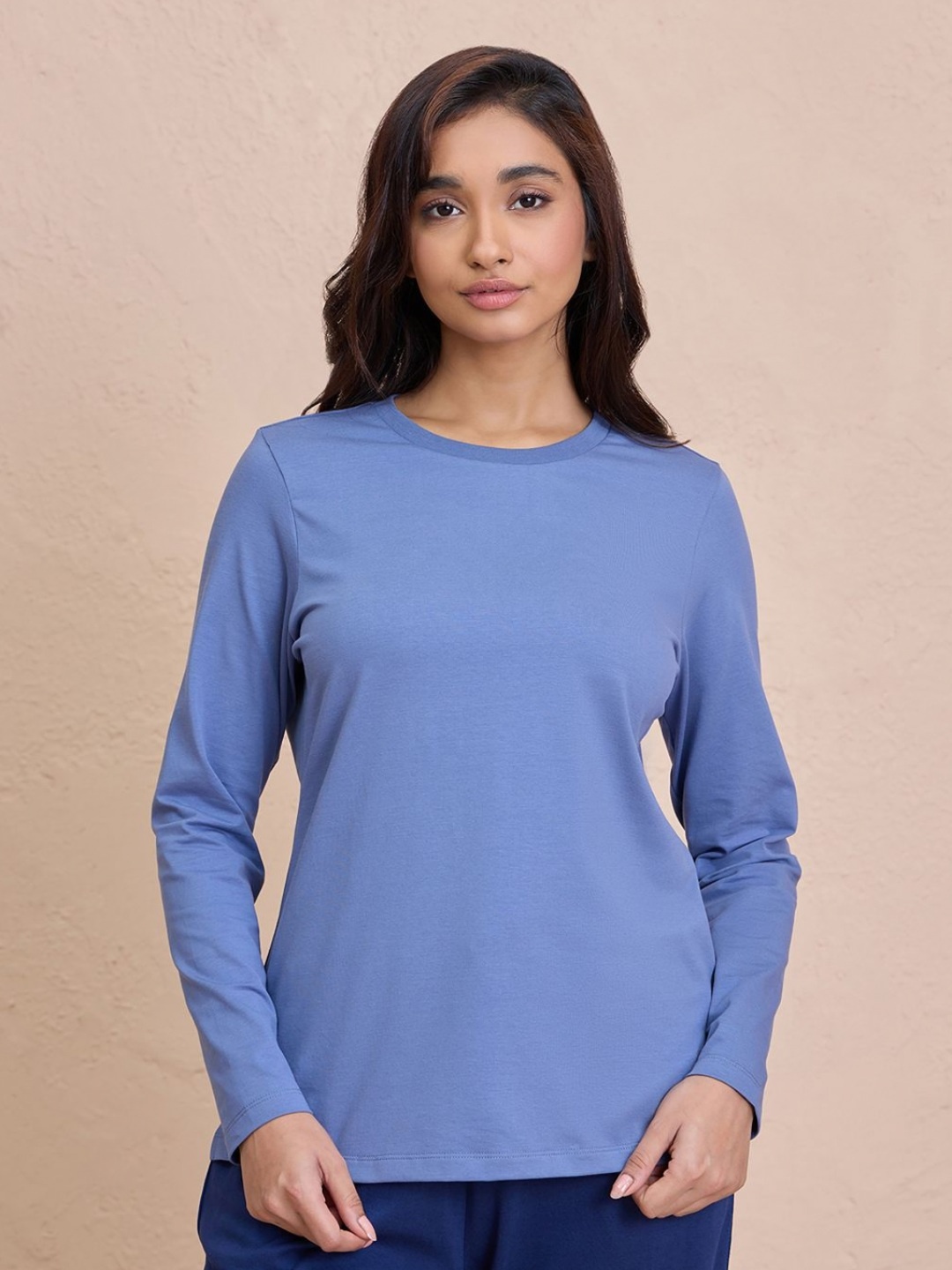 

Nykd Women Solid Round Neck Cotton T-shirt, Blue